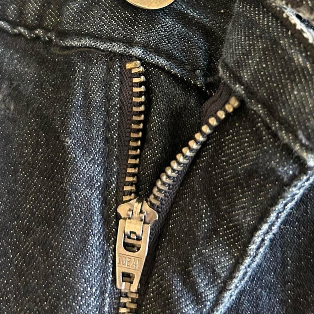 Perry Ellis Jeans - Picture 5 of 5